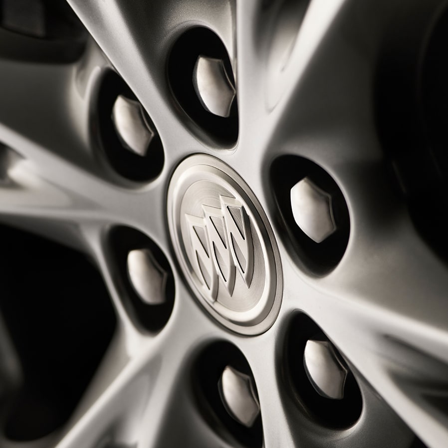 Buick Avenir's premium wheels with Pearl Nickel finish.