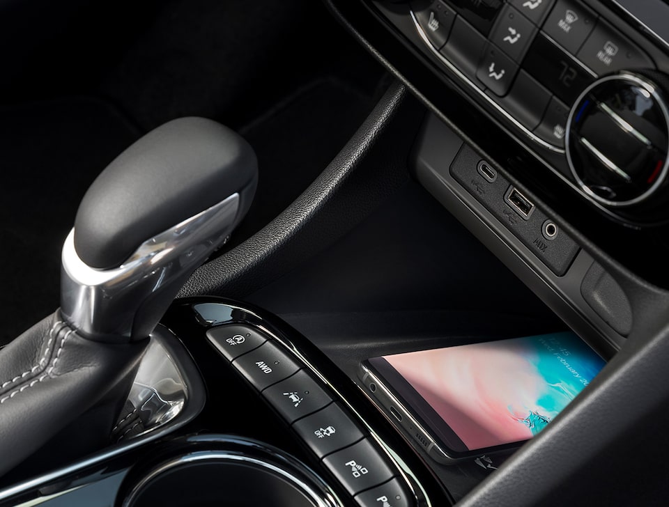 Buick Encore GX 2020 - recharge sans fil.