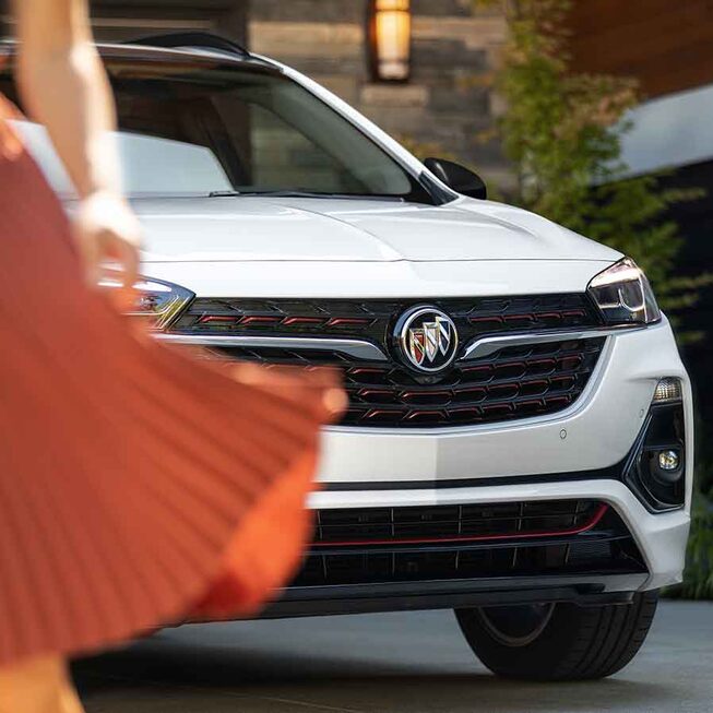 Front view of the 2022 Buick encore GX ST.