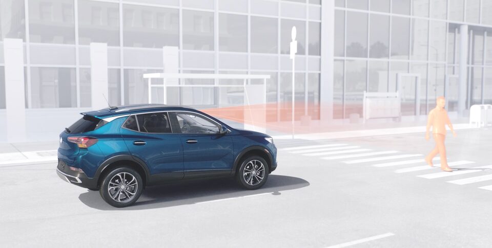 Caractéristiques de sécurité de la Buick Encore GX 2023 : Freinage avant pour les piétons.