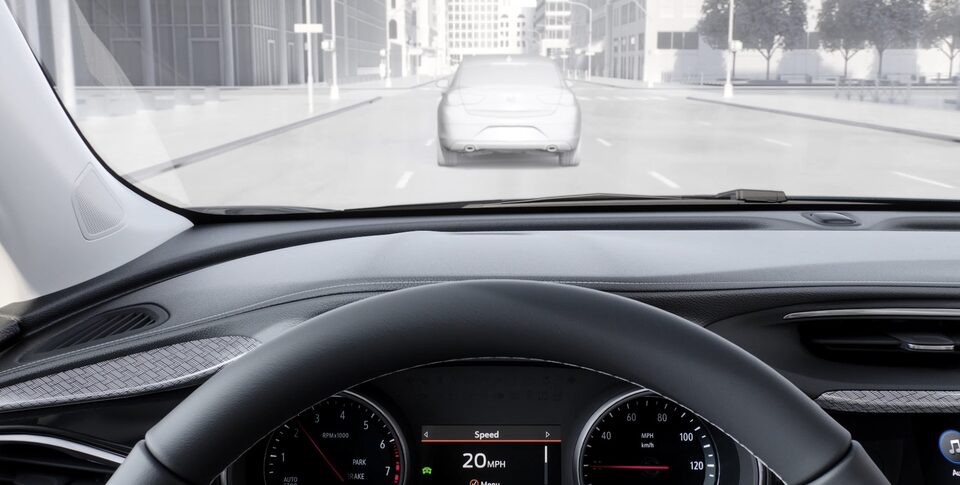 Caractéristiques de sécurité de la Buick Encore GX 2023 : Régulateur de vitesse adaptatif-Caméra.