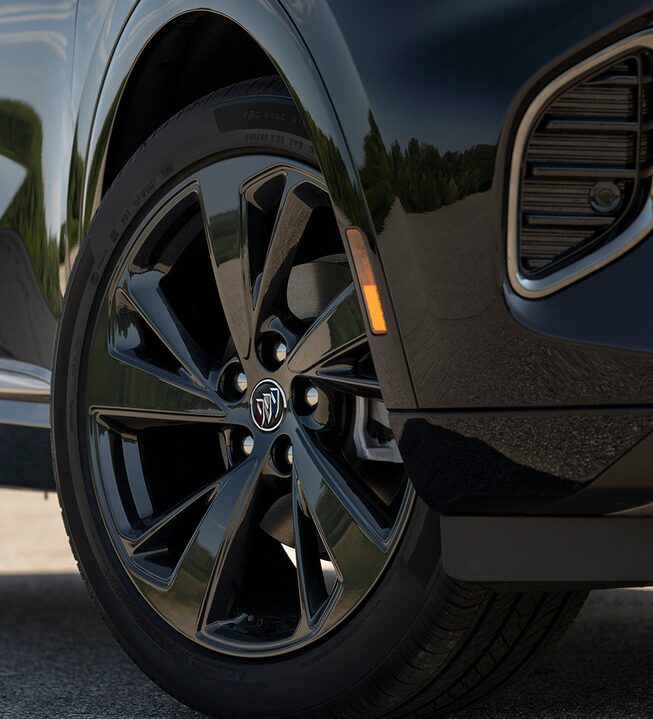 2023 Buick Envision ST wheel.