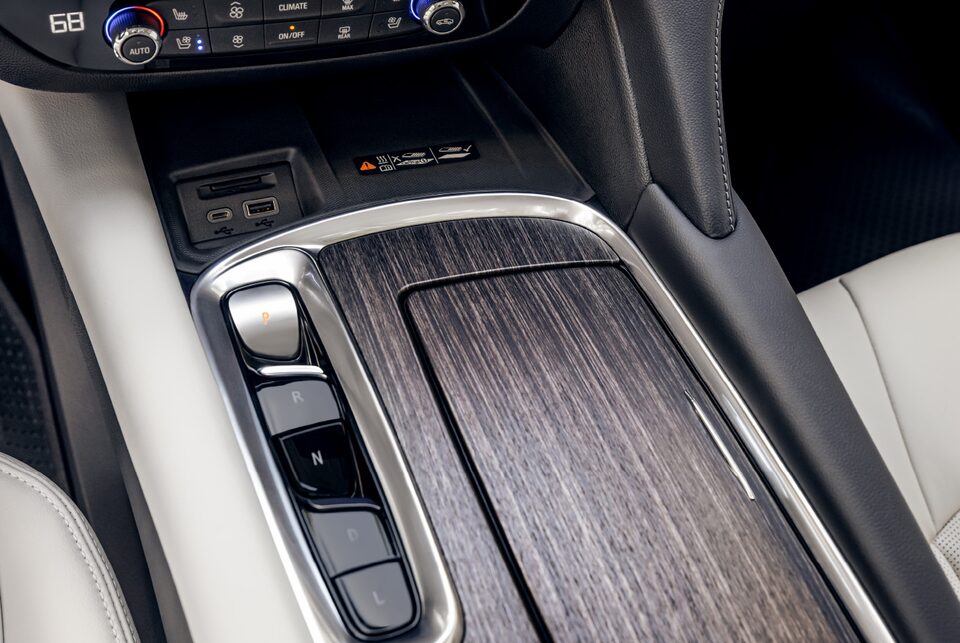 2023 Buick Enclave wireless smartphone charging.