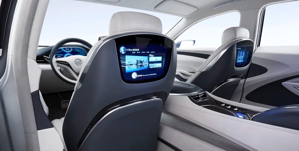 Buick Avenir's exterior and interior design features.
