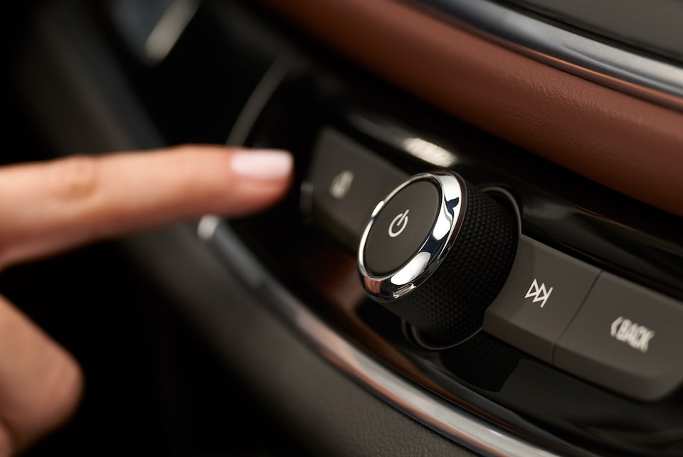 2021 Buick Enclave Avenir MidSize SUV Buick Canada