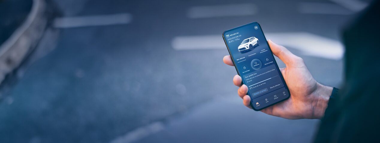 Un téléphone intelligent connecté à l'application myBuick.