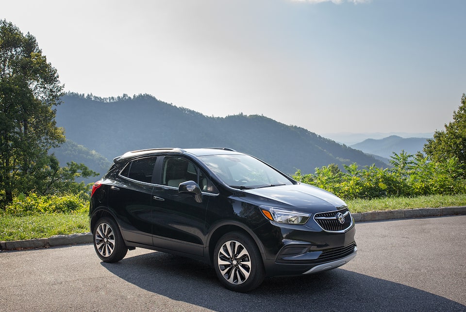 Vue latérale du Buick Encore 2022.