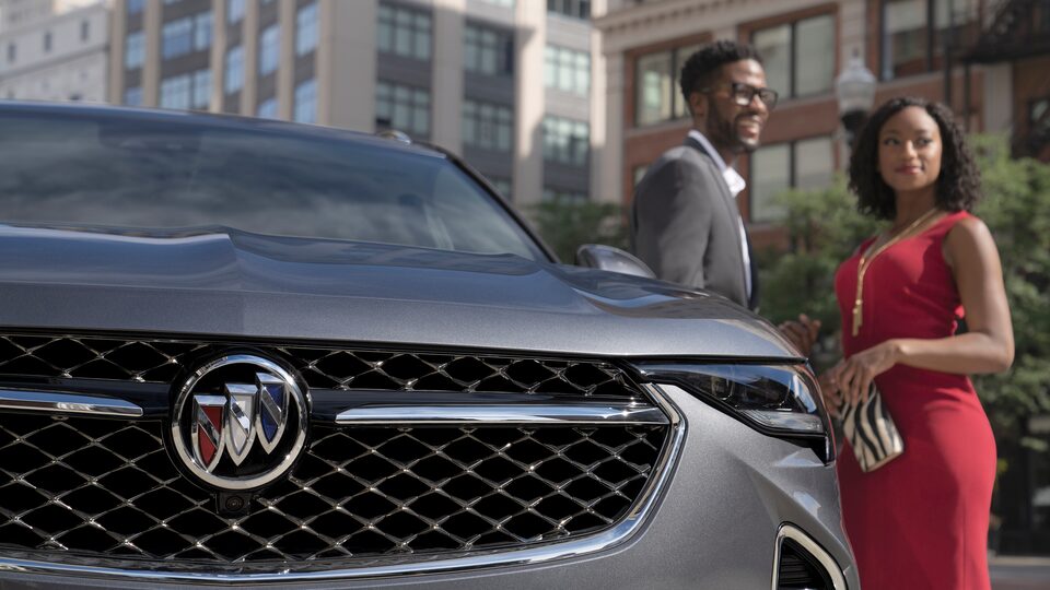 2023 Envision featuring the Buick insignia and front grille.