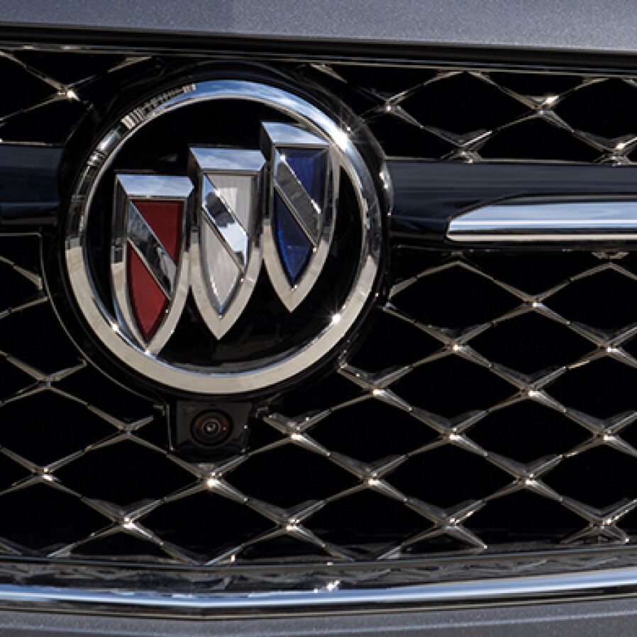 2023 Envision featuring the Buick insignia and front grille.
