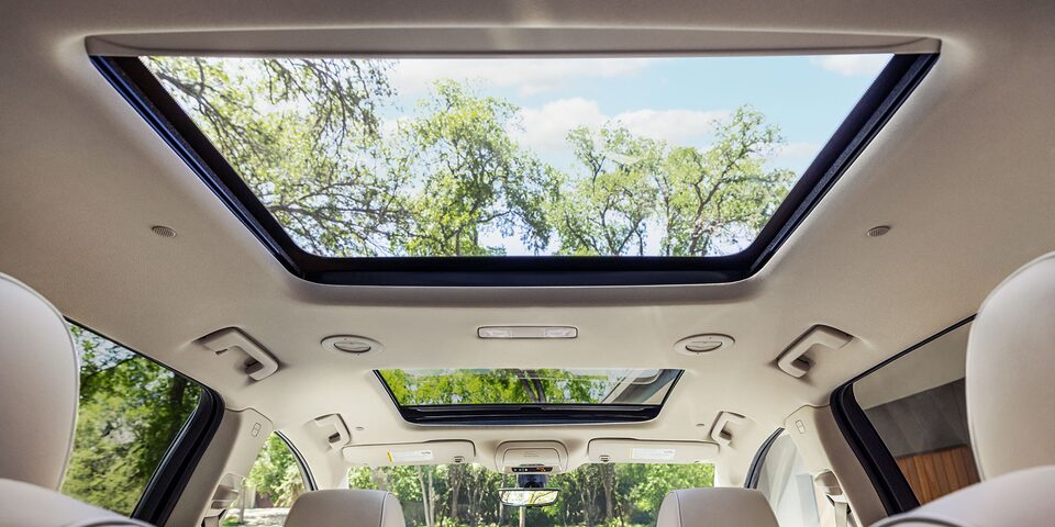 Toit ouvrant du Buick Enclave Avenir 2024.