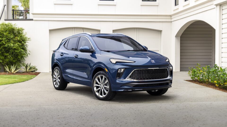 Front right profile view of the 2024 Encore GX Avenir.