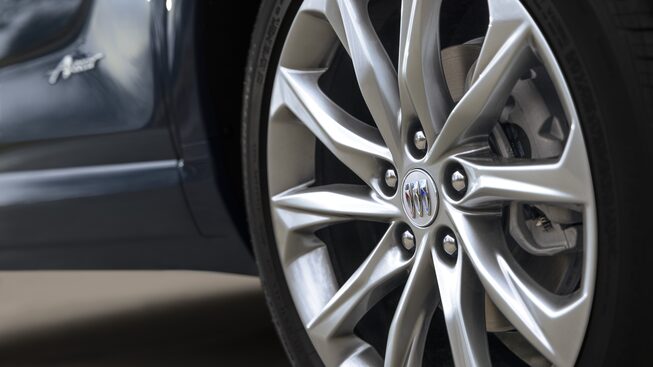 2024 Encore GX Avenir wheel.