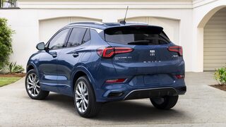 Vue aérienne du Buick Envista Avenir 2024.