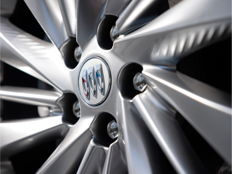 Close-up shot of the wheel of the 2024 Envision Avenir.
