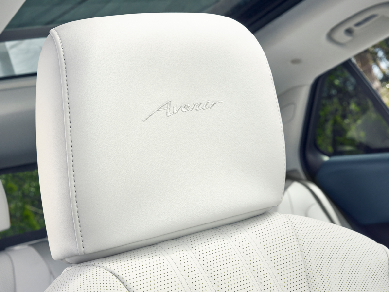 2024 Envision Avenir interior seats.