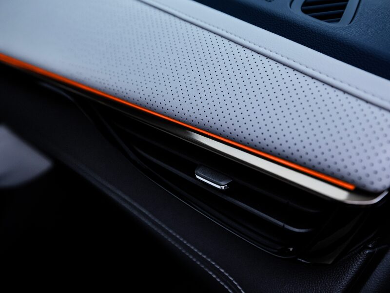 2024 Buick Envision Avenir interior accents.