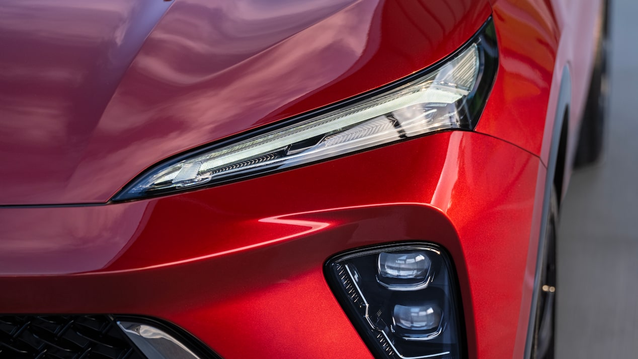 2024 Buick Envision front headlamps.