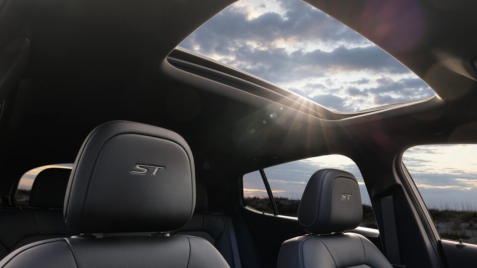 Toit ouvrant du Buick Envista ST 2024.