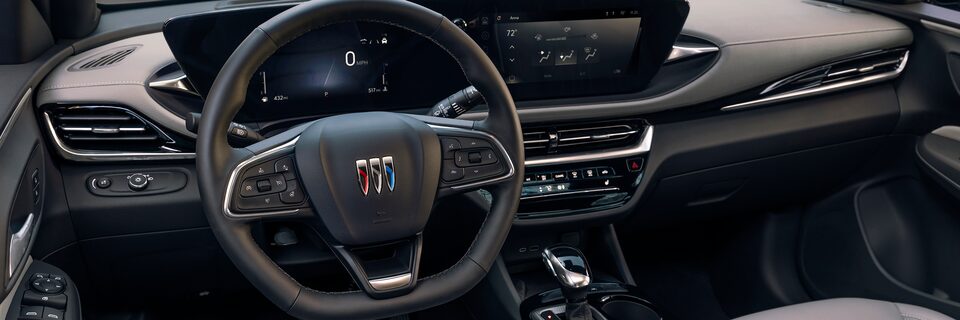 Habitacle côté conducteur du Buick Envista 2024.