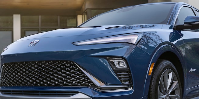 Close-up view of the 2024 Buick Envista grille.