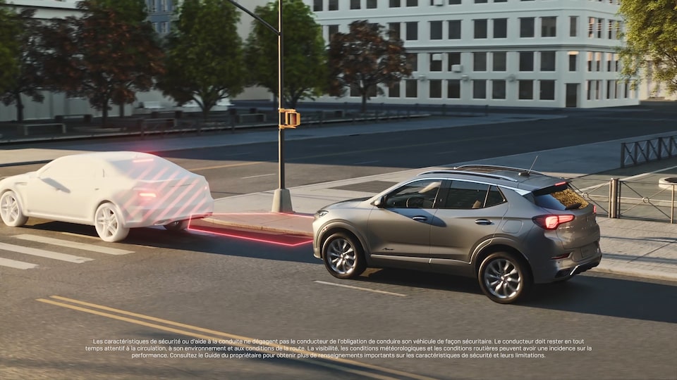 Buick Encore GX 2025 : Freinage d’urgence automatique.