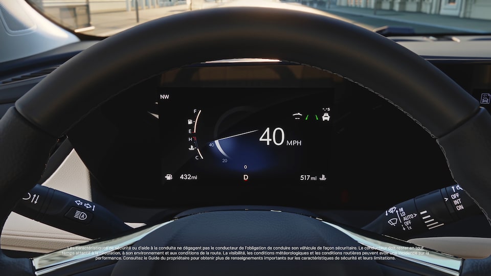 Buick Encore GX 2025 : Aide au maintien sur la voie avec avertisseur de sortie de voie.