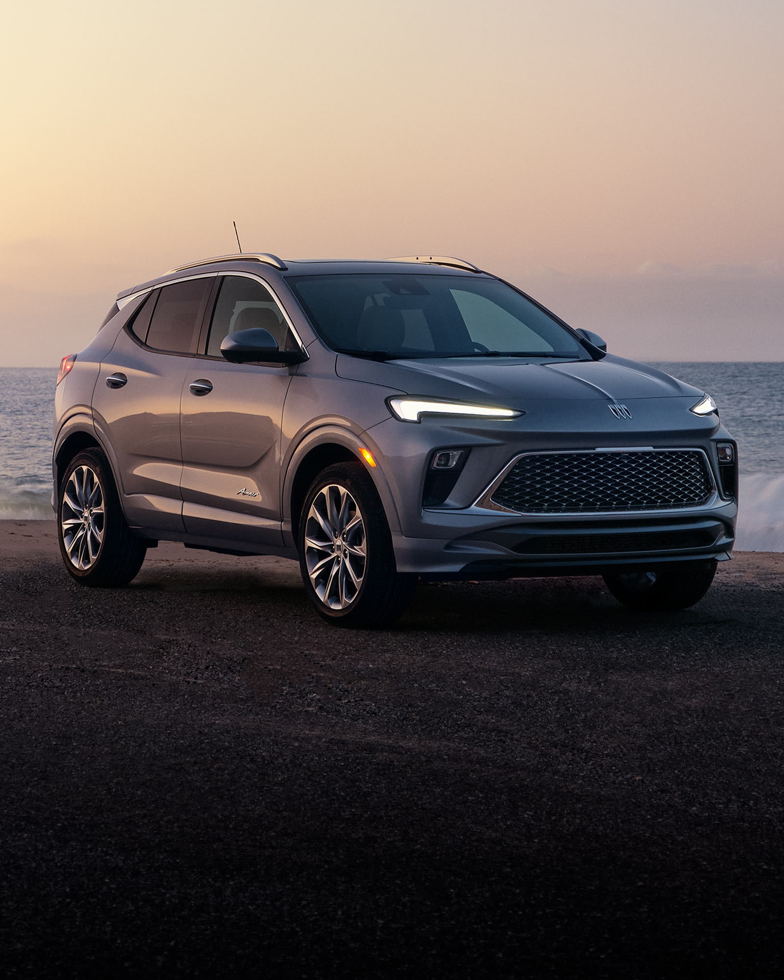 Vue rapprochée de la calandre exclusive Avenir du Buick Encore GX Avenir 2026.