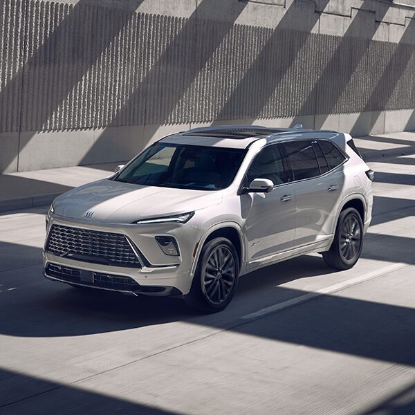 Front Three-Quarters View of the Buick Enclave Mid-Size SUV