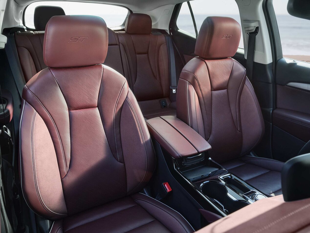 Interior View of the Leather Interior Seating in the Buick Envision ST Sporty Compact SUV Displaying the Seating Capacity 