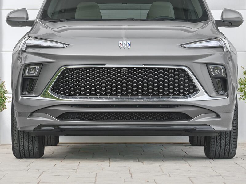 Head-on View of a Grey 2025 Buick Encore GX